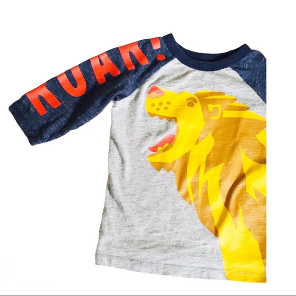 OLD NAVY Lion Print Tee/Top With Roar Detail Sleeves Grey/Denim Blue Boys Age 2T - Picture 3 of 10